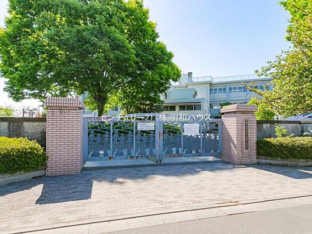 鶴ケ島第二小学校まで600m