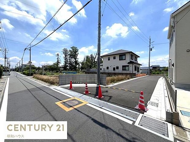 北側道路入り口より　霞が関中学校停歩6分