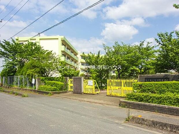 坂戸市立浅羽野中学校まで897m