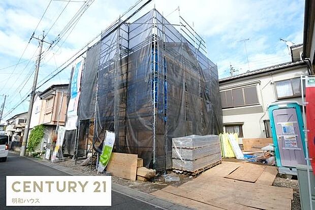 防犯カメラも標準搭載で安心！