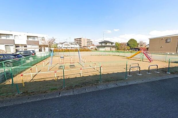 上野児童遊園まで851m