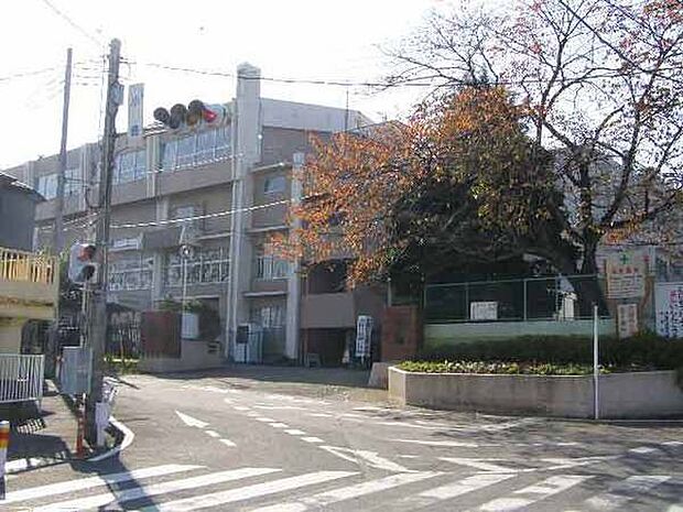 川越市立名細中学校まで1395m