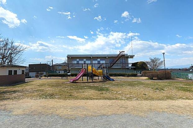 霞ケ関北花の丘公園まで324m