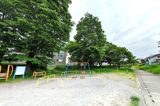 みよしの公園まで219m