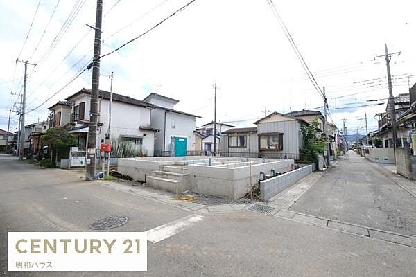 車通りは多くない穏やかな住宅地です♪