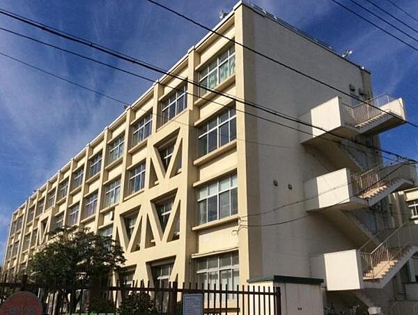 狭山市立南小学校まで519m