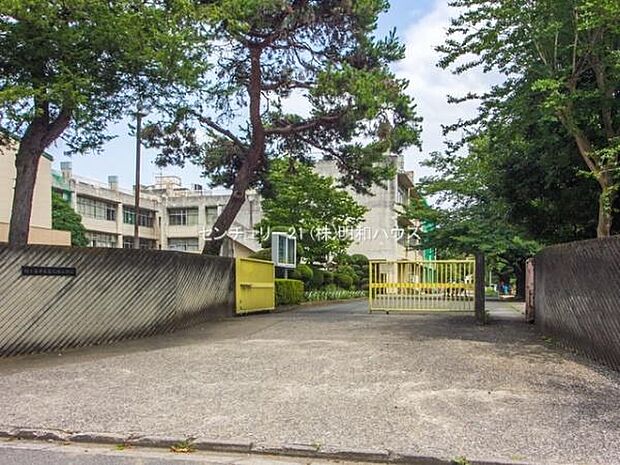 鶴ヶ島市立長久保小学校まで1280m