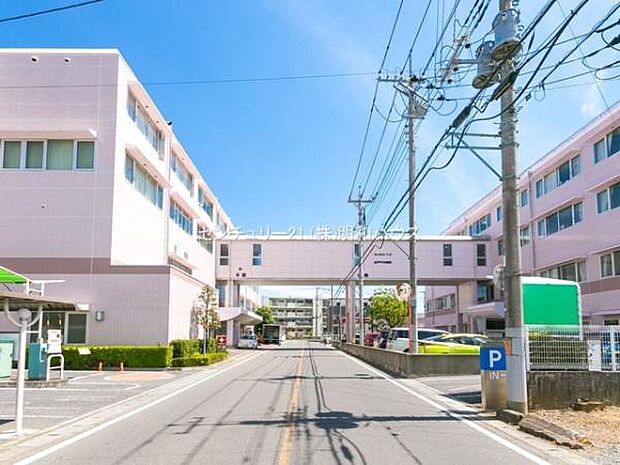刀仁会坂戸中央病院まで559m