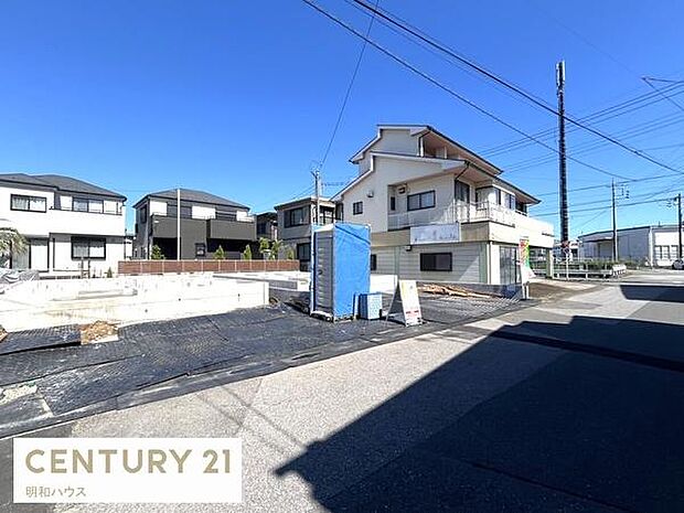 手前2号棟・南西側6メートル公道接道