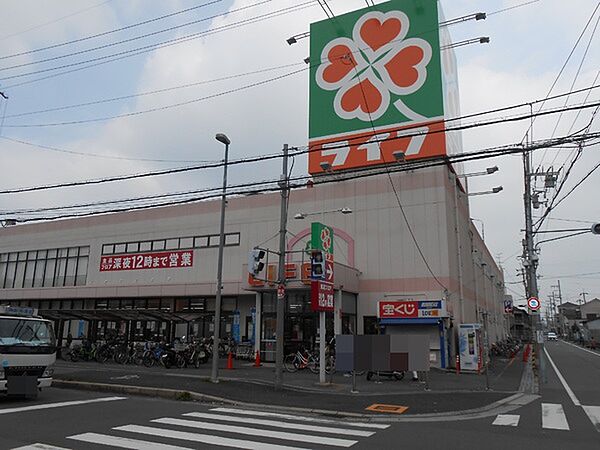 ライフ玉串店まで674m