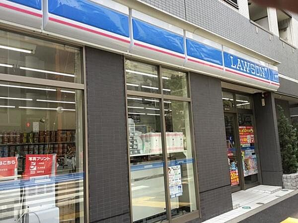ローソン新宿下落合四丁目店まで1032m