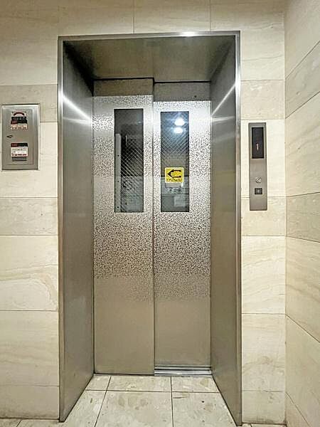 エレベーター