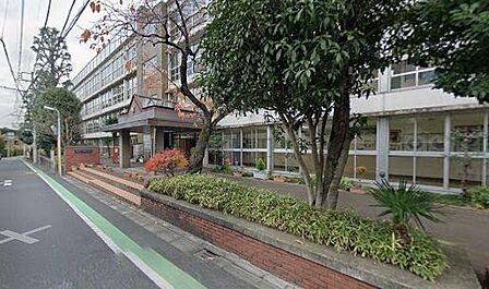 目黒区立目黒西中学校まで1241m