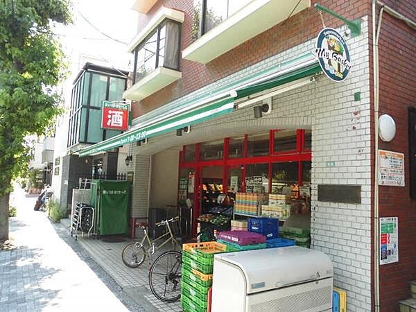 まいばすけっと八雲4丁目店まで649m