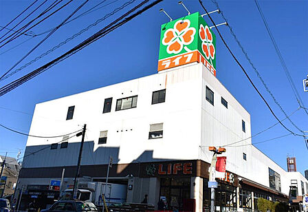 ライフ千歳烏山店まで815m