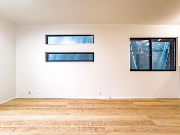 家具の配置も自在なゆとりある空間設計。家族の成長に合わせて使い方を選べます。