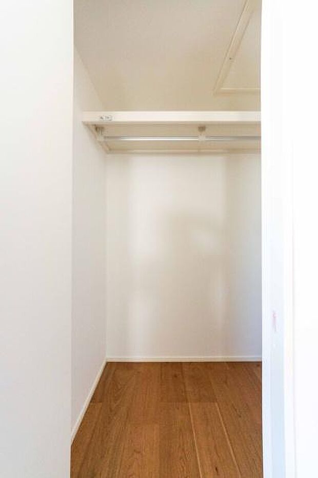 限られた空間を有効活用した機能美。家事の効率も上がり、子育て中の忙しい日常に安らぎを添えます。理想の暮らしをイメージしにお越しください。