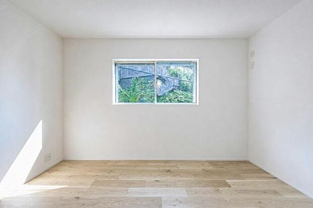 風通しが良く、一年を通して快適に過ごせるお部屋。ご家族のライフスタイルに合わせて、自由にレイアウトできます。
