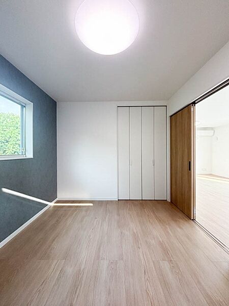 収納もしっかりした洋室は生活にゆとりを与えます。