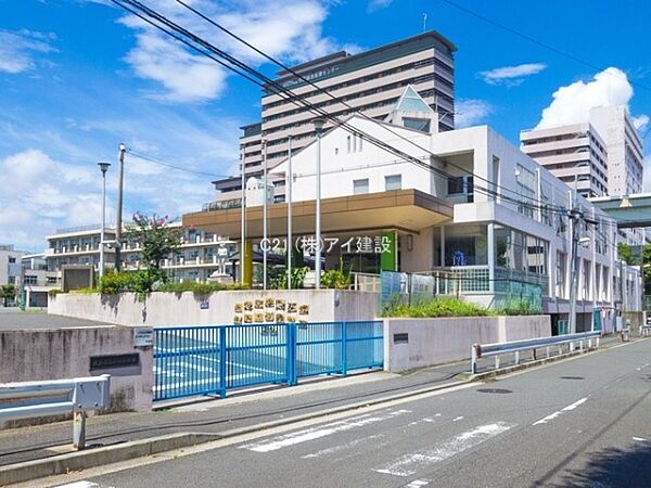 横浜市立中村小学校まで300m、横浜市立中村小学校