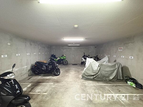 バイク置場