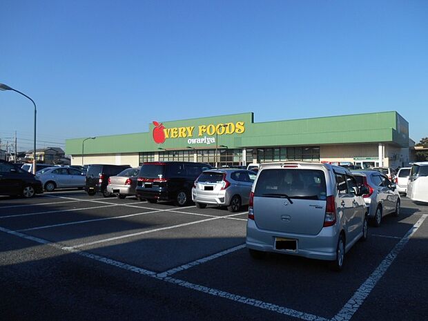 VERY　FOODS尾張屋君津店まで600m