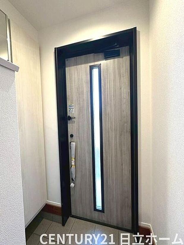 《玄関》　■我が家の顔である玄関。帰るのが楽しみになりますね。