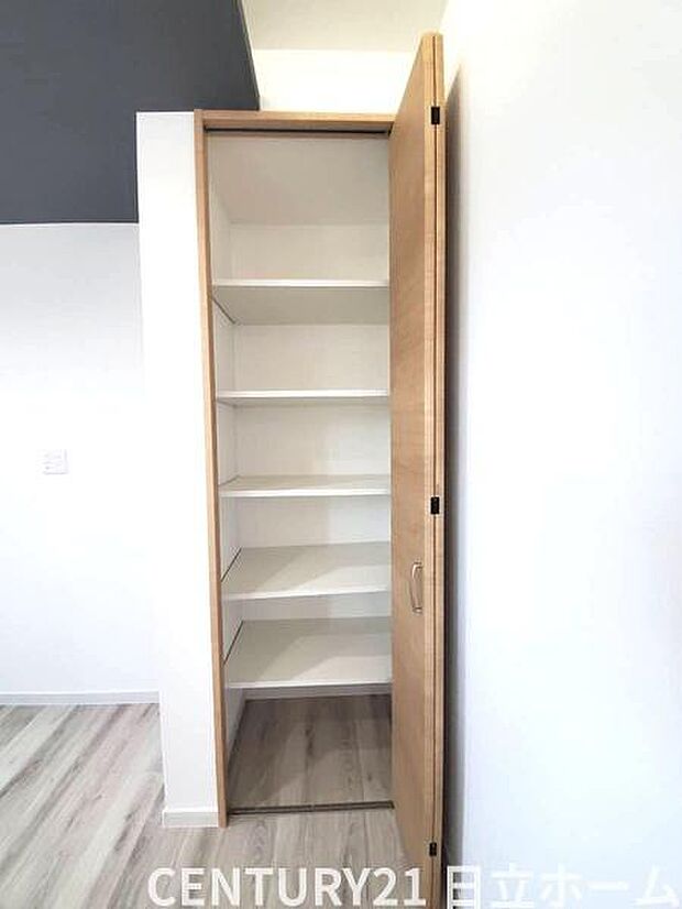 《収納》　■効率よく片付けられる収納スペース