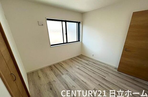 《洋室》　■明るくスタイリッシュな空間になっています。