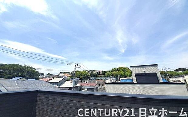 《眺望》　■「空」×「光」×「風」。開放感を具現化したような現地は、まさに「永住の地」としての選択肢です。