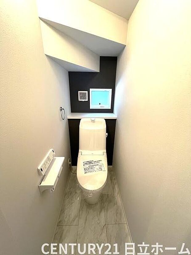 《トイレ》　■清潔感のある落ち着いたトイレ。