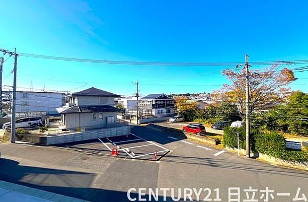 《眺望》 ■「空」×「光」×「風」。開放感を具現化したような現地は、まさに「永住の地」としての選択肢です。