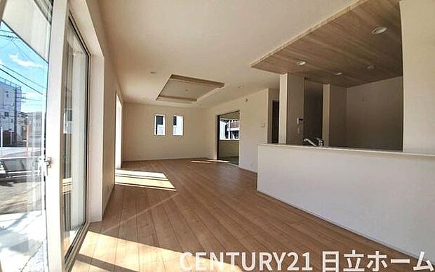 《リビングダイニング》 ■上質な時間を育む暮らしのメインステージ。