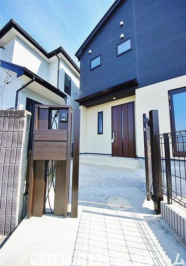 《玄関》■センスの良い美しいアプローチ。