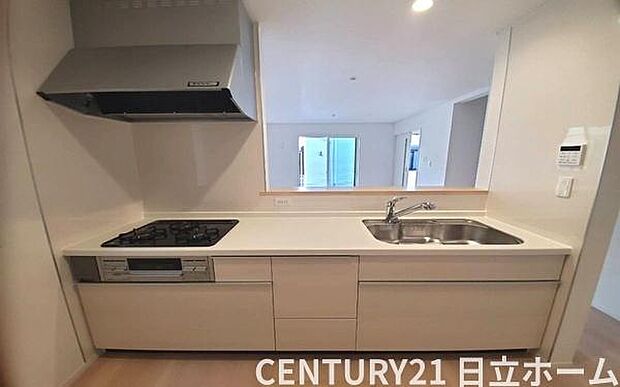 《システムキッチン》 ■会話を楽しみながら食事を味わう。一緒にいる時間が楽しい空間。カフェにいるような気分で毎日を過ごしたい。家族でいる時間を柔らかに包み込むインテリア。