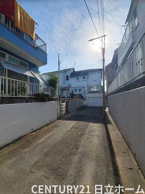 車の通りが少ないため、小さなお子様がいても安心ですね。