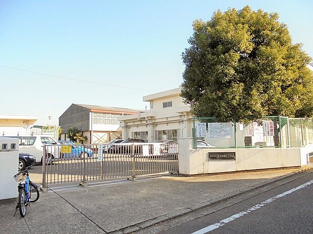 横浜市立鴨志田第一小学校まで228m