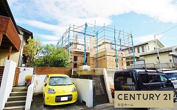 《現地》　■安心して暮らせそうな住環境です。