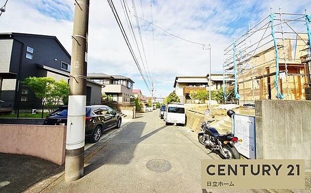 《前面道路含む現地》　■現地写真です。