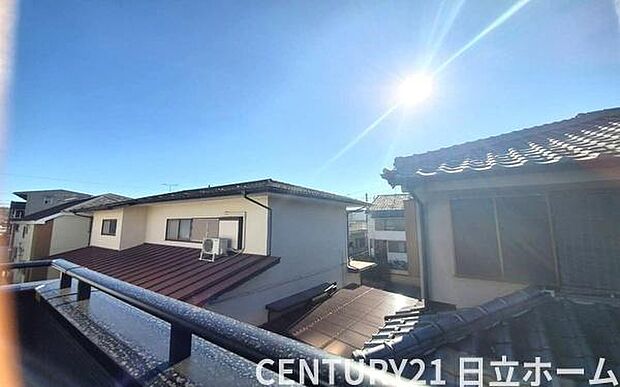 《眺望》　■「空」×「光」×「風」。開放感を具現化したような現地は、まさに「永住の地」としての選択肢です。