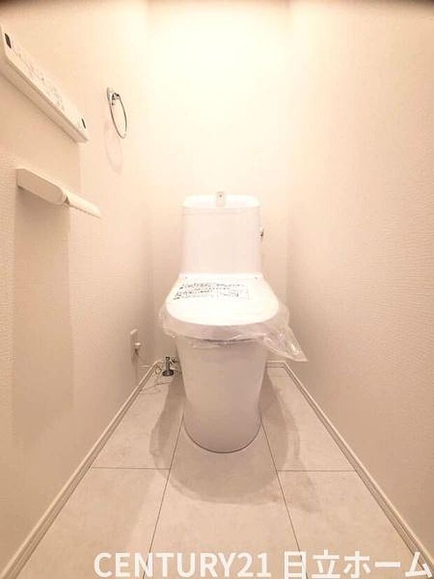 《トイレ》　■清潔感のある落ち着いたトイレ。