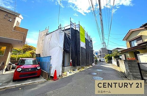 《前面道路》　■落ち着いた住環境です。