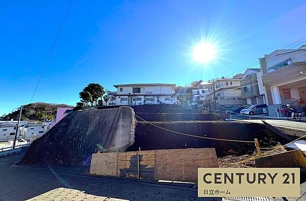 落ち着いた閑静な低層住宅地に佇む邸宅を建築予定♪永住の地としてゆったりお住まいいただけます。