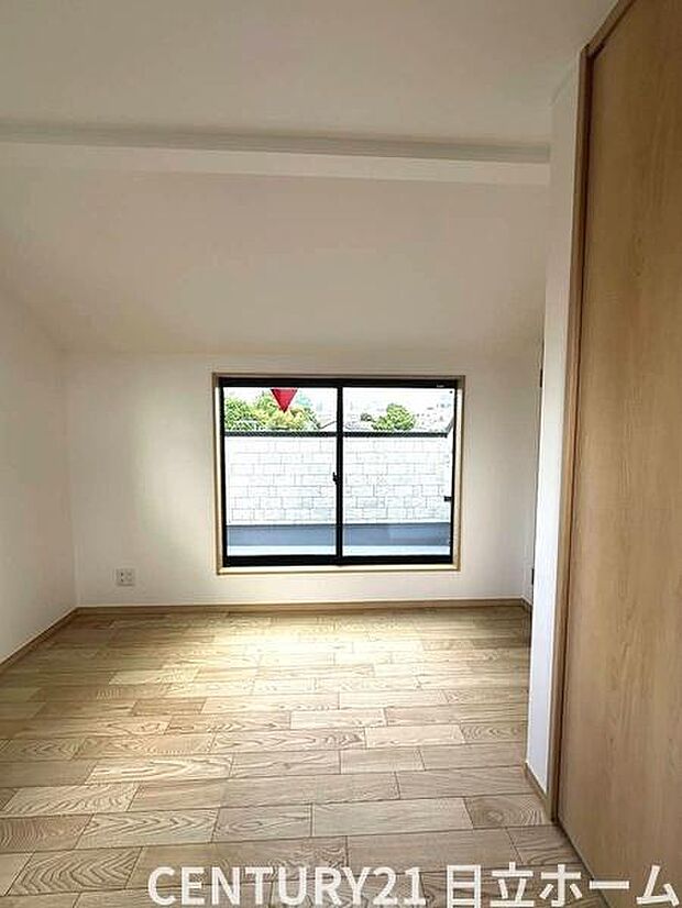 《洋室》 ■明るくスタイリッシュな空間になっています。