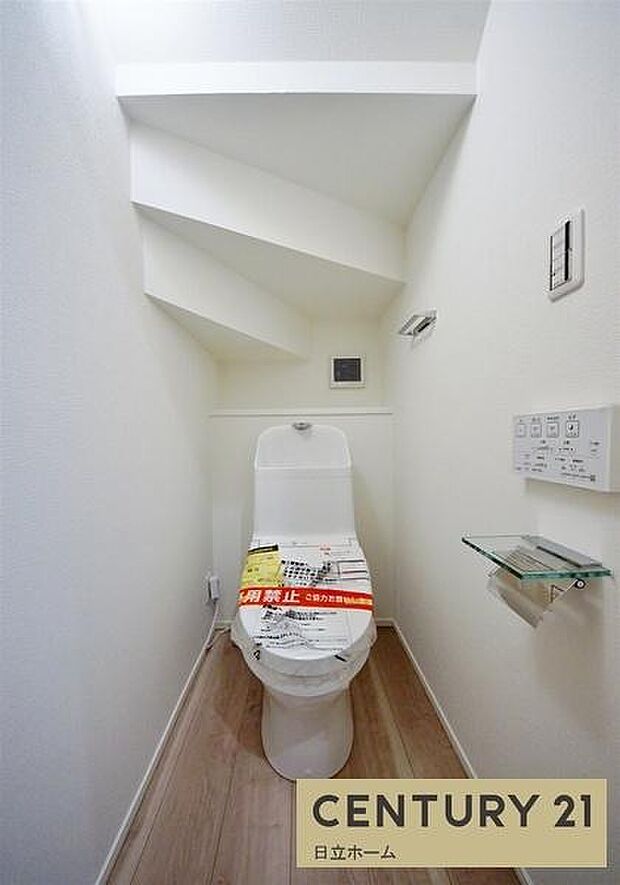 《トイレ》■トイレは明るい空間で清潔感があります。