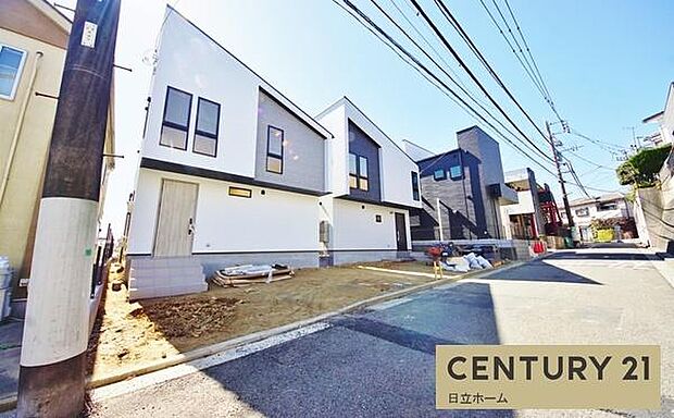 《外観》 ■一戸建ての多いエリア、静かで落ち着いた雰囲気。シンプルで美しいフォルム空気までクリーンになるような佇まい。心地よいライフスタイルが実現できるそんな予感。