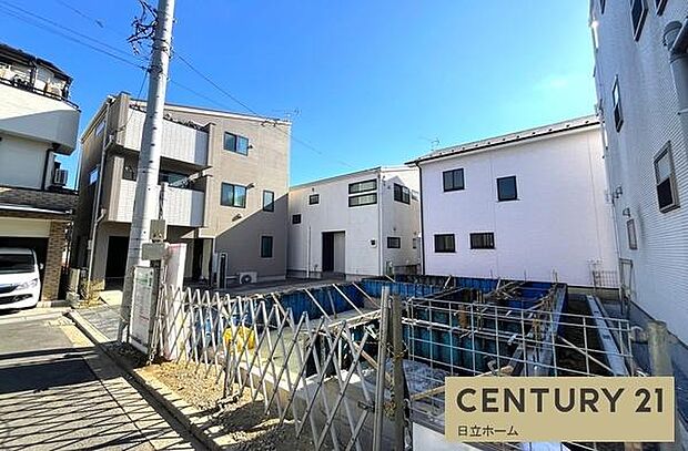 《現地》　■さわやかな風が渡りたっぷり陽光がふりそそぐ立地。