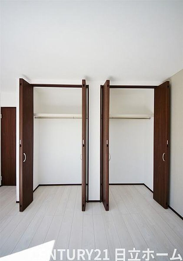 《収納》 ■効率よく片付けられる収納スペース