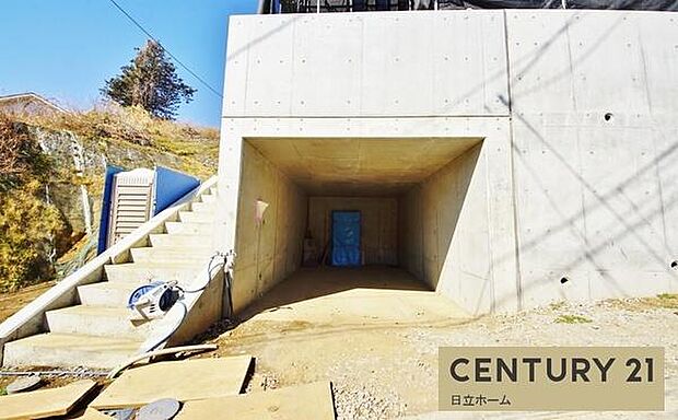 《駐車場》■ビルトインガレージが大切な愛車を守ります。