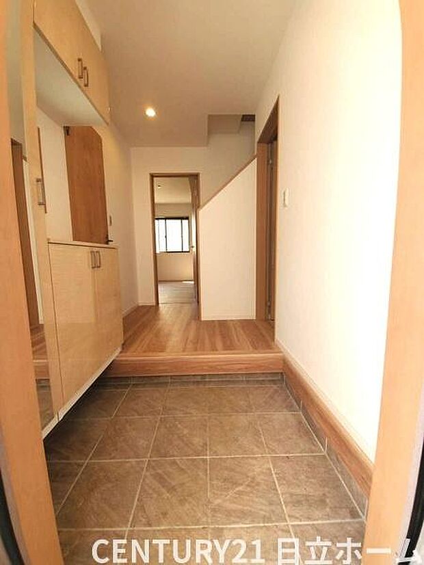 《玄関》 ■我が家の顔である玄関。帰るのが楽しみになりますね。